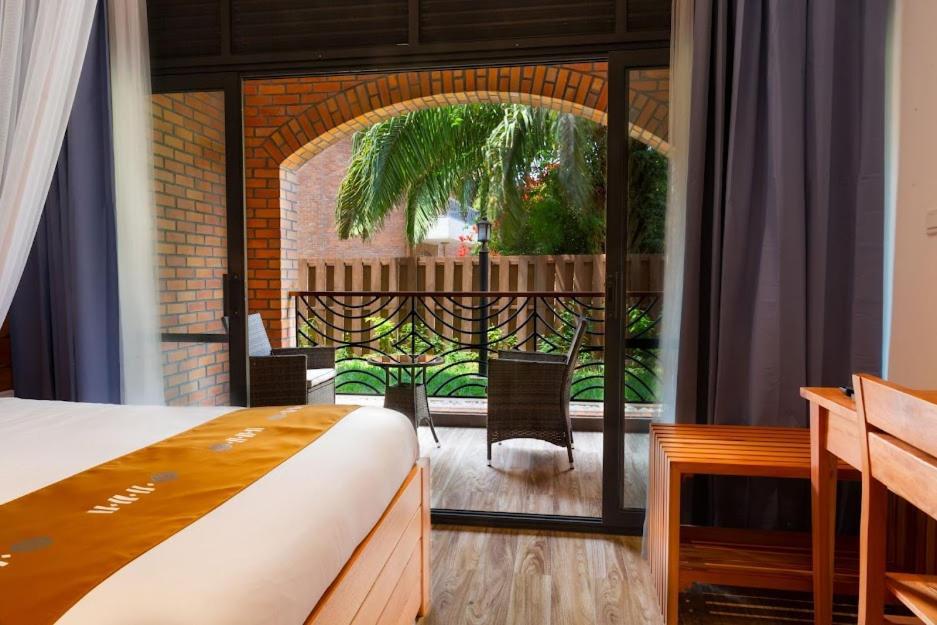 Hotel Chez Lando Kigali Bagian luar foto