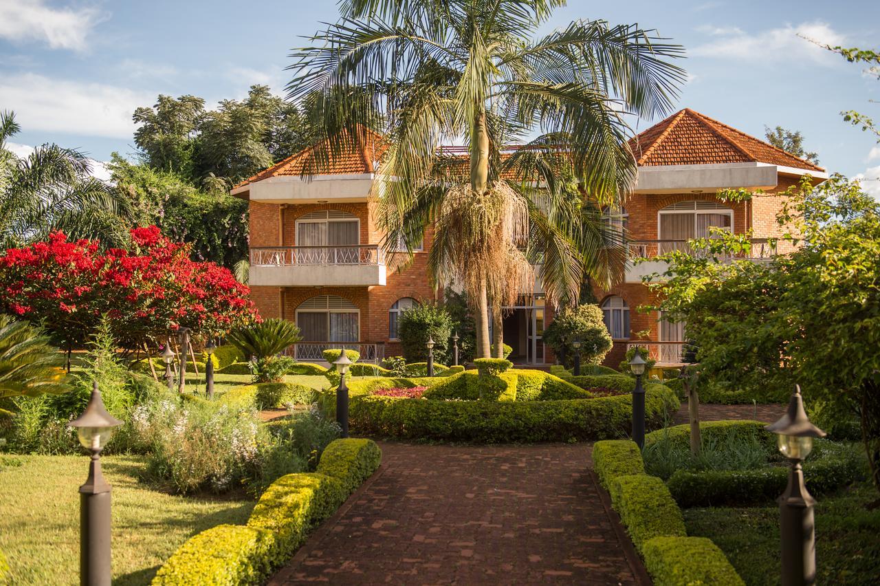 Hotel Chez Lando Kigali Bagian luar foto