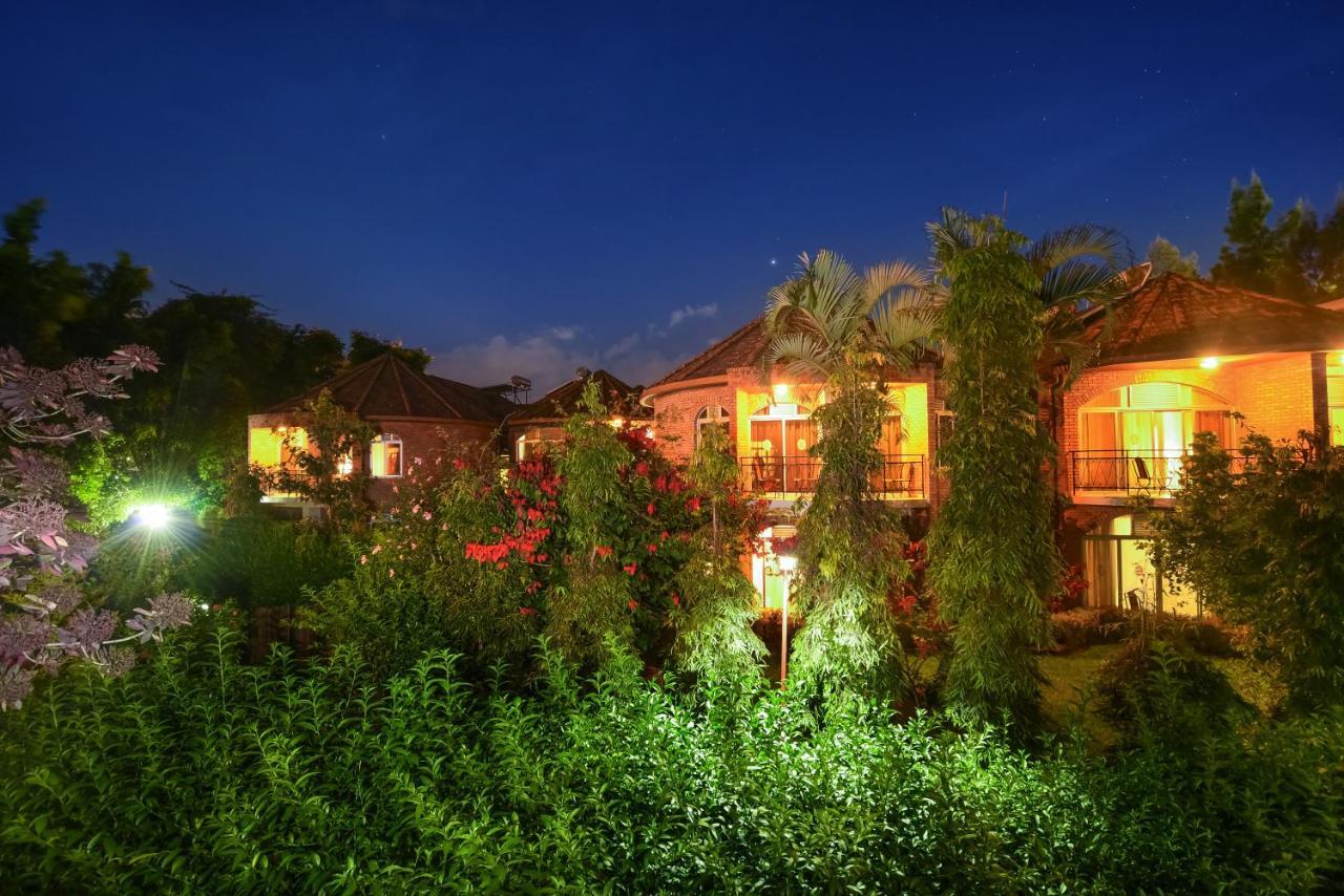 Hotel Chez Lando Kigali Bagian luar foto