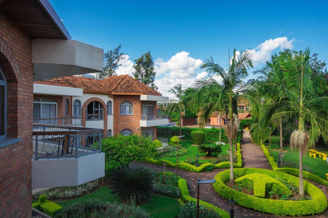Hotel Chez Lando Kigali Bagian luar foto