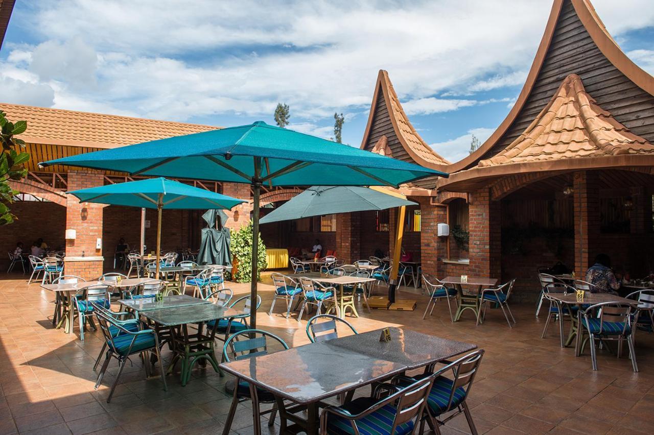 Hotel Chez Lando Kigali Bagian luar foto