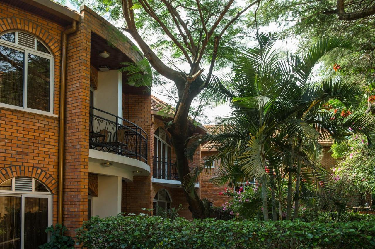 Hotel Chez Lando Kigali Bagian luar foto